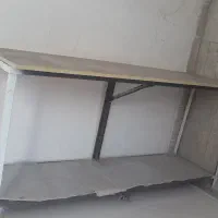 میز آهنی