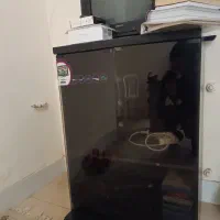 میز تلویزیون و تلویزیون