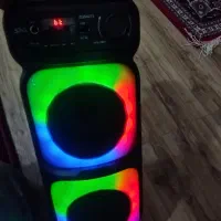 اسپیکر‌بزرگ