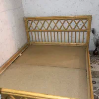 تخت دونفره چوبی
