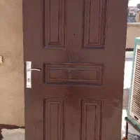 درب ورودی واحد آپارتمان