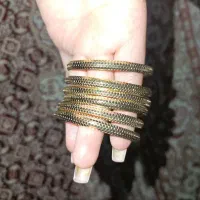 النگو طلا روس