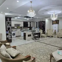 طبقه بالا ویلایی ۱۴۰متری محدوده  خیابان  رز