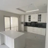 ۸۵ متری* اقبال۲۱ * خوش نقشه * فول امکانات