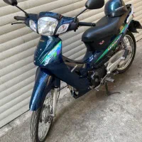 هوندا ویو ژاپن 83 سورمه‌ای