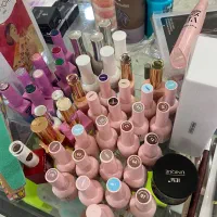 فروش تعدادی لاکژل نو و دست نخورده