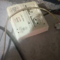 محافظ الکتریکی هادی