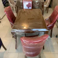 میز ناهار خوری ۴ نفره فوقع العاده کم کار و نو
