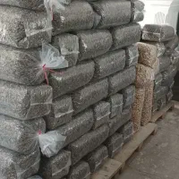 کشمش و تخمه به صورت کلی