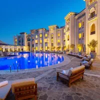استخدام باجای خواب ۳وعده غذا