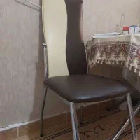 میز نهار خوری ۴ نفر تمیز ومرتب میز عسلی