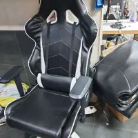 صندلی گیمینگ DXRACER