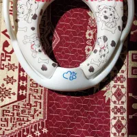 درب توالت فرنگی مخصوص کودکان