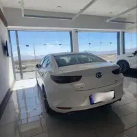 مزدا ۳ نیو پرمیوم ۲۰۲۵ سفید مارون