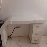 میز ناخنکاری