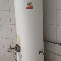 آبگرمکن ایستاده در حد نو