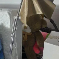 آباژور ایستاده
