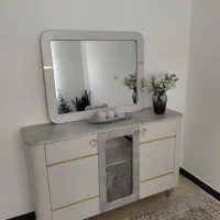 آینه و کنسول