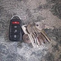 یک دسته کلید بایک ریموت ماشین
