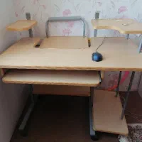 میز کامپیوتر