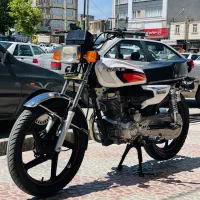 موتور سیکلت ۲۰۰متین