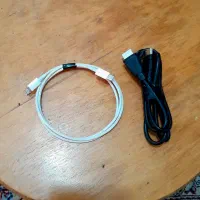 کابل HDMI و شارژر آیفون