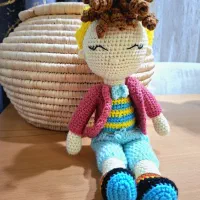 عروسک دستبافت