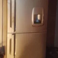 یخچال نصف فریزر نصف ساده