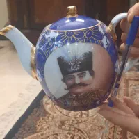 یک عدد قوری و دو عدد گلابدون مارک گردنر قدیمی