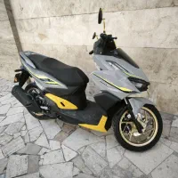 کلیک واریو ۱۸۰