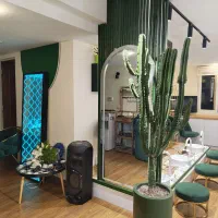 دعوت به همکاری مدیر داخلی سالن زیبایی