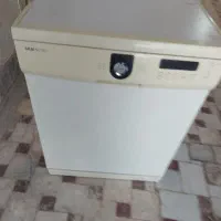ماشین ظرفشویی
