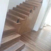 نصب انواع لمینت پارکت کفپوش ماربل و ترمووال