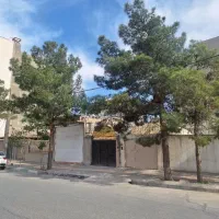 ویلایی به همراه تجاری