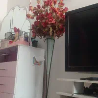 گل مصنوعی با پایه ی فلزی