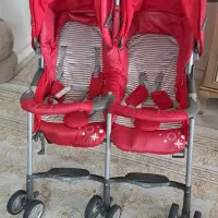 کالسکه دو قلو