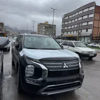 میتسوبیشی اوتلندر ۲۰۲۶ اچ لاین