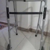واکر چرخدار