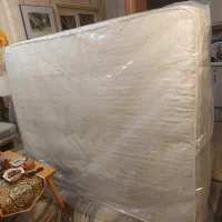 تشک رویال طبی فنری با ۳ سال گارانتی موجود