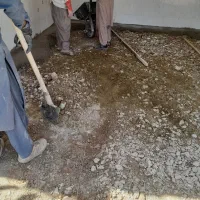 بتن ریزی و سیمان کاری
