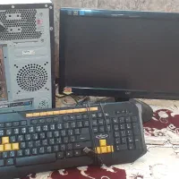 کامپیوتر و دستگاه دوربین