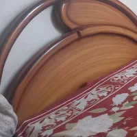 تخت چوبی
