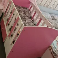 تخت کودک تا ۴ سال