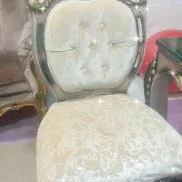 فروش میز تمیز وزیبای نهار خوری با 12عدد صندلی