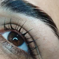 لیفت مژه و ابرو
