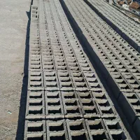 فروش مستقیم انواع بلوک سیمانی و باغی