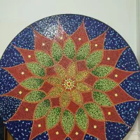 میز گرد کاشیکاری