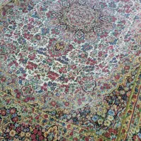 قالی سرام نو زمینه کرم