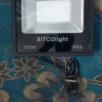 پروژکتور (۱۰۰ وات)