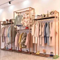 فروشنده برای فروشگاه پوشاک زنانه